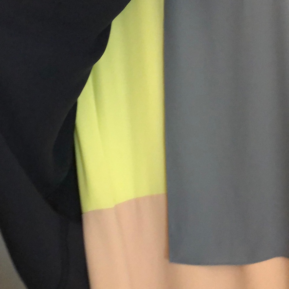 Great party dress - Picture 4 of 6